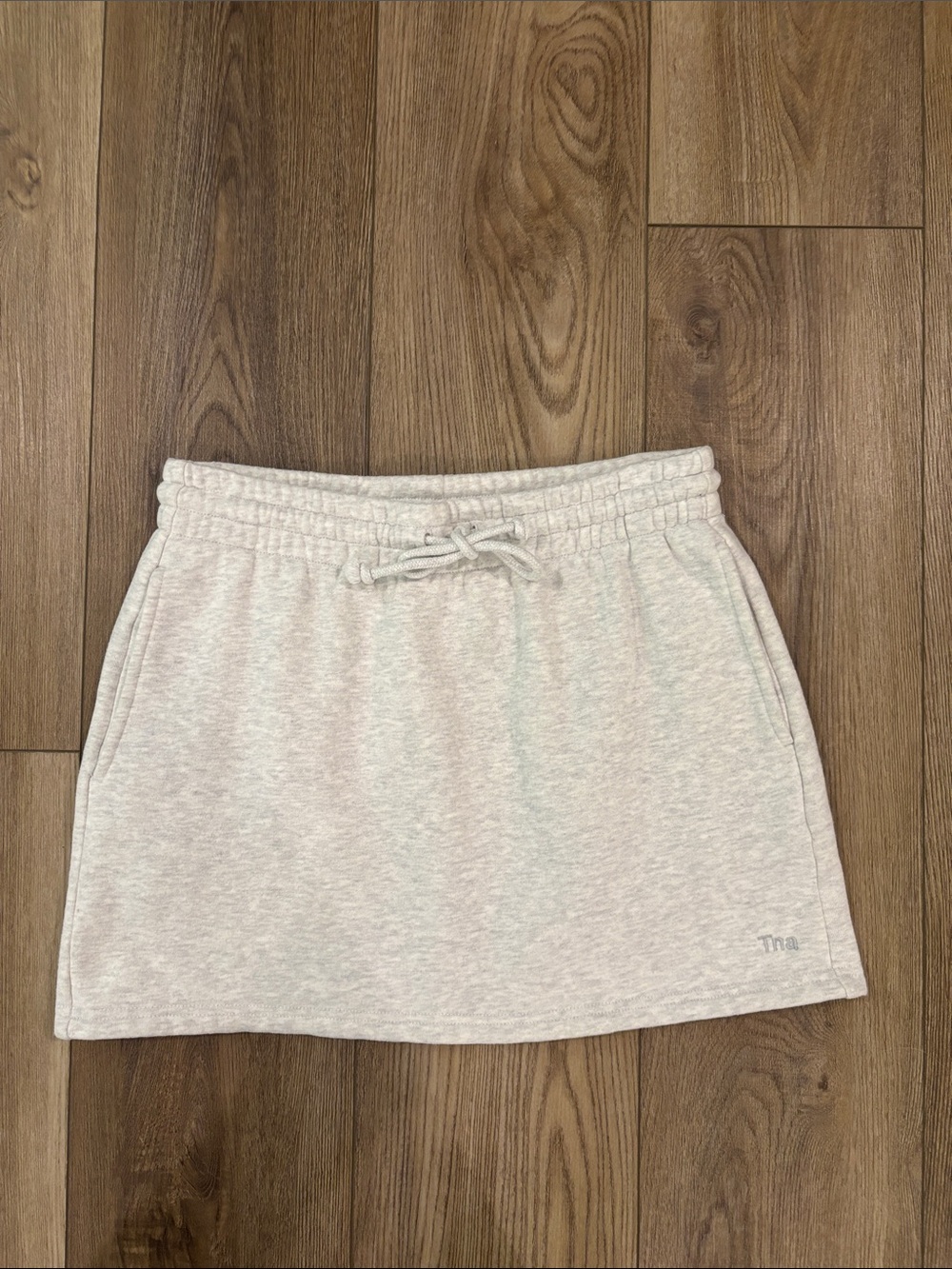 Aritzia TNA Cozy Fleece Skirt